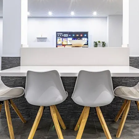 Tropicalidays Montana Appartement *